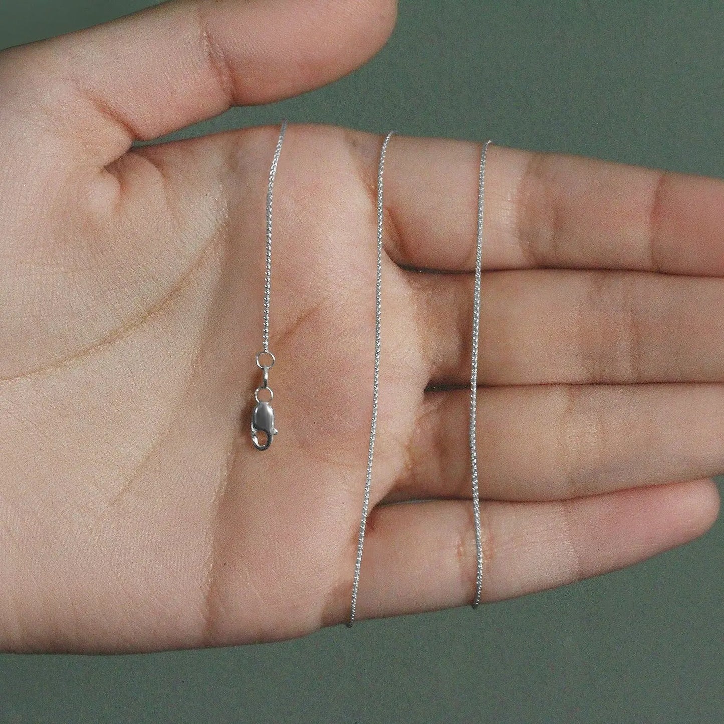 14k White Gold Round Wheat Chain (0.80 mm) RCJ Chains CELESTIA LUXE JEWELLERS