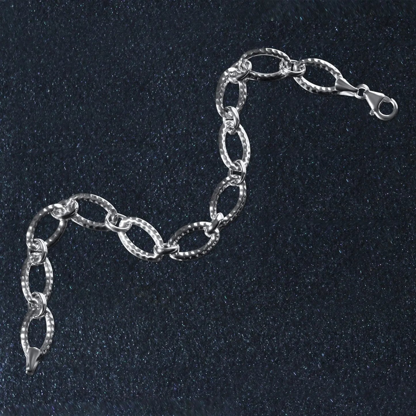 Textured Oval Link Bracelet in 14k White Gold (8.60 mm) RCJ Bracelets CELESTIA LUXE JEWELLERS