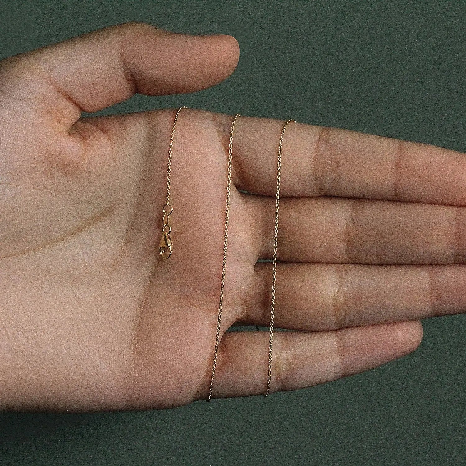 10k Yellow Gold Oval Cable Link Chain (0.97 mm) RCJ Chains  CELESTIA LUXE JEWELLERS