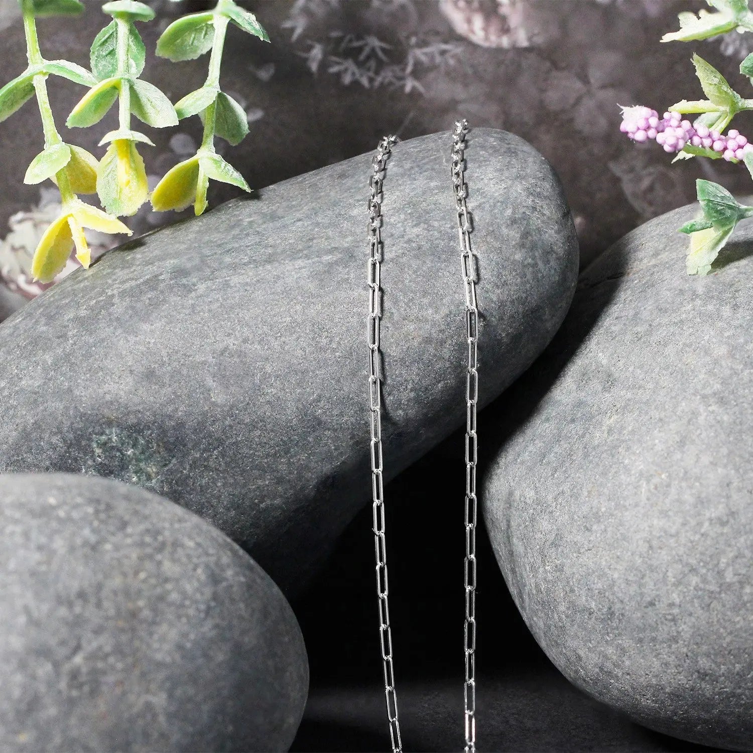 14K White Gold Fine Paperclip Chain (1.50 mm) RCJ Chains  CELESTIA LUXE JEWELLERS